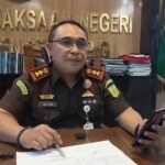 Sepanjang Januari hingga Agustus 2025, Kejaksaan Negeri Kabupaten Semarang mencatat 23 kasus kekerasan terhadap anak di bawah umur yang sebagian besar pelakunya berasal dari kalangan terdekat korban seperti orangtua, guru, hingga pengasuh pondok pesantren. Kepala Kejari Kabupaten Semarang, Ismail Fahmi, menyebut 19 perkara sudah diputus Pengadilan Negeri Ungaran, termasuk kasus menonjol seorang ayah yang divonis 17 tahun penjara karena kejahatan seksual terhadap anak kandung dan istrinya.