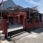Polisi menangkap Rahmat alias RS, otak teknologi penculikan dan pembunuhan Kepala Cabang BRI, Mohamad Ilham Pradipta, di rumah temannya di Perumahan Handayani, Ungaran Barat, Kabupaten Semarang, Minggu (24/8/2025) dini hari. Penangkapan dipimpin tim gabungan Polrestabes Semarang dan Polda Metro Jaya tanpa perlawanan sekitar pukul 02.15 WIB.