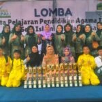 SDN Gedanganak 03 Ungaran meraih 14 gelar juara, termasuk 5 juara pertama, dalam Lomba MAPSI tingkat Kecamatan Ungaran Timur di SDN Susukan 01 pada Sabtu (30/8/2025). Prestasi ini tercapai berkat kerja keras siswa, guru, dan dukungan orang tua. Para juara akan melanjutkan ke tingkat Kabupaten pada 24 September 2025.