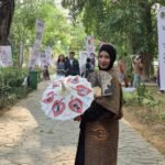 Siswa-siswi School of Life Lebah Putih Salatiga berpartisipasi dalam Festival Payung Indonesia 2025 di Surakarta pada 5–7 September. Mereka berkolaborasi bersama orang tua dan guru menciptakan karya seni penuh imajinasi. Menurut Kepala SD Bayu, nilai utama terletak pada proses belajar kolaboratif, empati, dan pemecahan masalah.