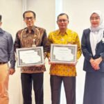 BPJS Kesehatan Cabang Ungaran memberikan penghargaan kepada enam faskes terbaik di wilayahnya pada 2025 karena dinilai berkomitmen mendukung Program Jaminan Kesehatan Nasional (JKN). Kegiatan yang digelar di Ungaran ini dipimpin Kepala BPJS Subkhan sebagai bentuk apresiasi dan dorongan peningkatan mutu layanan kesehatan.