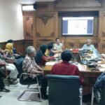 DPRD Kota Salatiga membentuk Panitia Khusus (Pansus) untuk mengawasi proyek pembangunan Taman Wisata Religi (TWR) di Kelurahan Bugel senilai Rp10,5 miliar. Dipimpin Yusuf Wibisono, langkah ini dilakukan Kamis (23/10/2025) guna menindaklanjuti aspirasi mahasiswa dan memastikan proyek berjalan sesuai prosedur serta transparan.