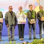 Temu Pelanggan Jalan Tol Wilayah Jawa Tengah 2025 digelar PT Jasamarga Solo Ngawi bersama BUJT Transjawa di Tirtonadi Convention Hall, Solo, untuk pengguna jalan tol, Selasa 2025. Kegiatan ini bertujuan meningkatkan pelayanan dan keselamatan melalui dialog, evaluasi, edukasi berkendara, serta kolaborasi lintas pemangku kepentingan.