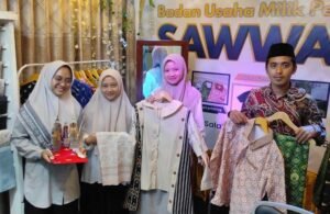 UIN Salatiga menggelar lomba Santri Got Talent di Auditorium kampus untuk memeriahkan Hari Santri Nasional. Puluhan peserta dari pesantren dan sekolah se-Jawa Tengah menampilkan bakat seperti menyanyi, silat, dan dakwah. Acara tahun ketiga ini berlangsung meriah dengan hadiah berupa piala, uang tunai, dan piagam penghargaan.