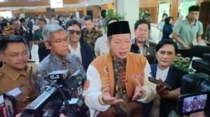 Sekolah Digital Koperasi yang digagas UKSW Salatiga mendapat apresiasi Menteri Koperasi Ferry Juliantono di Jawa Tengah. Pernyataan disampaikan dalam forum kampus saat pengenalan program, guna mempercepat digitalisasi koperasi desa merah putih melalui kolaborasi pemerintah dan akademisi agar sektor riil koperasi tumbuh berkelanjutan.
