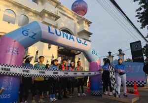 Luna Hijab menggelar Luna G.Z Year End Run 2025 dalam rangka grand opening Butik Luna Hijab G.Z. Acara ini diikuti 300 peserta komunitas lari dan masyarakat Kudus. Digelar di Kudus akhir Desember 2025, kegiatan bertujuan mempromosikan modest lifestyle sehat melalui lari 5K, hiburan, fashion show, dan doorprize.