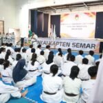 Ratusan karateka mengikuti Gashuku dan UKT INKAI di Balai Dusun Junggul, Bandungan, Minggu (7/12/2025). Agenda ini digelar pengurus INKAI untuk evaluasi kemampuan dan pembinaan. Peserta menjalani ujian teknik hingga tanding, seluruhnya lulus. Salwa Nurul Hasanah tampil terbaik dan naik dua tingkat melalui penilaian ketat pelatih.