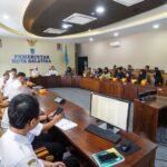 Pelaksanaan Program Makan Bergizi Gratis di Kota Salatiga dinilai berjalan baik dan kondusif. Penilaian disampaikan SPPI bersama Pemerintah Kota Salatiga pada 14 Januari 2026. Evaluasi dilakukan untuk memastikan kualitas kinerja SPPG tetap terjaga melalui koordinasi lintas OPD, peningkatan standar layanan, serta pengelolaan sampah organik.