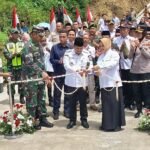 Pemkab Semarang meresmikan 642 proyek pembangunan tahun 2025 dengan total anggaran Rp228,98 miliar, ditandai peresmian Jembatan Macanan di Desa Tajuk, Getasan, Rabu (28/1/2026). Proyek meliputi infrastruktur, fasilitas publik, dan ketahanan pangan. Pembangunan dilakukan untuk mempercepat pemerataan pembangunan desa melalui berbagai sumber pendanaan pusat dan daerah.