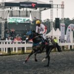 Indonesia’s Horse Racing (IHR) Jateng Derby 2026 menyedot lebih dari 37.000 penonton di Gelanggang Pacuan Kuda Tegalwaton, Kabupaten Semarang. Ajang pembuka IHR 2026 ini dipromotori SARGA.CO dan diikuti 169 kuda dari 12 provinsi. Antusiasme tinggi muncul karena konsep sportainment, hadiah Rp497,5 juta, serta dukungan menuju standar internasional.