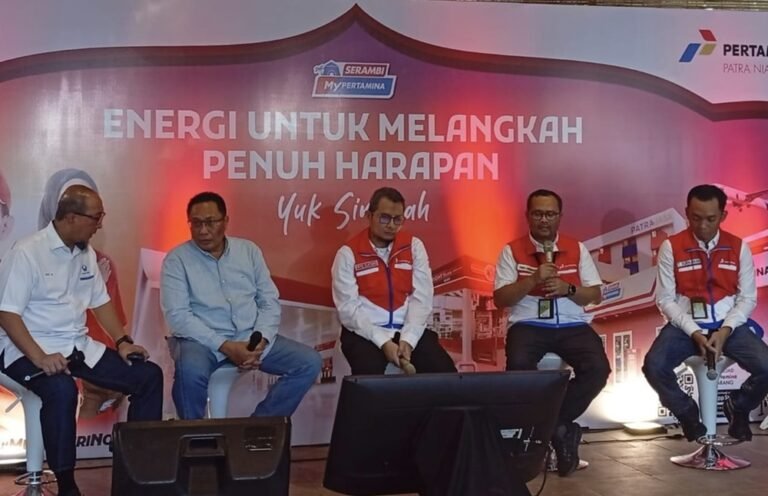 Penambahan layanan energi dilakukan Pertamina Patra Niaga Regional Jawa Bagian Tengah di sejumlah rest area jalur mudik, Kamis (12/3/2026), guna memastikan ketersediaan BBM bagi pemudik melalui SPBU modular, mobile storage, layanan motoris BBM, serta fasilitas Serambi MyPertamina.