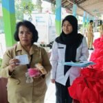Video komplain program Makan Bergizi Gratis (MBG) di SD Negeri Dukuh 05 Salatiga menjadi perhatian publik. Kepala sekolah Jumarti menjelaskan keluhan menu telah beberapa kali disampaikan kepada penyedia. Peristiwa itu terjadi di Salatiga dan viral pada Senin (2/3/2026). Evaluasi dilakukan dengan perbaikan menu serta kontrol kualitas makanan.