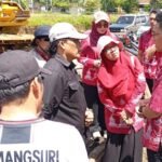 Komisi C DPRD Kabupaten Semarang menyoroti pembangunan pabrik garmen di Desa Deresan, Susukan, yang diduga berjalan tanpa izin sejak beberapa bulan terakhir, setelah ditemukan aktivitas pengolahan lahan seluas 9 hektare dan dampak talud ambrol, sehingga diminta dihentikan sementara hingga perizinan dan komunikasi terpenuhi.