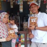 Lonjakan harga plastik akibat gejolak geopolitik, pelaku UMKM seperti Riskya Yosi dan Nurul Istiqomah di Salatiga, Jawa Tengah, sejak akhir Ramadan hingga April 2026, mengeluhkan kenaikan biaya produksi karena dampak konflik global, diatasi dengan menaikkan harga jual dan efisiensi agar usaha tetap bertahan.