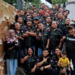 Halalbihalal digelar Komunitas Ojek Online Ungaran oleh para driver di Desa Gogik, Ungaran Barat, Minggu (5/4/2026), sebagai ajang mempererat persaudaraan setelah Lebaran karena padatnya aktivitas kerja, dilakukan dengan saling bermaafan, berbagi pengalaman, serta edukasi menjaga performa akun dan solidaritas komunitas.