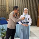 Polsek Sidorejo memberikan pembinaan kepada 150 siswa SMK Muhammadiyah Salatiga pada Senin (20/4/2026) untuk mencegah tawuran, balap liar, dan konten negatif di media sosial. Kegiatan ini dilakukan melalui sosialisasi, edukasi kamtibmas, serta pembentukan Duta Kedisiplinan guna menciptakan pelajar yang tertib dan bertanggung jawab.