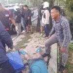 Seorang warga Tegalrejo, Salatiga, Bogey Ardian Warsito Putro (44), meninggal mendadak saat jogging di Jalan Raya Semarang–Surakarta, Selasa (14/4/2026) sore. Korban tiba-tiba terjatuh setelah berlari dan diduga mengalami serangan jantung, lalu dinyatakan meninggal di RSUD Kota Salatiga usai mendapat pertolongan warga.