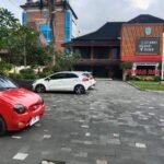 DPC Partai Demokrat Salatiga melaporkan tiga kadernya ke DPD Jateng karena diduga tidak menjalankan kesepakatan pengembalian dana pasca Pileg 2024, baru-baru ini. Kasus ini berpotensi berujung PAW anggota DPRD, setelah berbagai mediasi internal tidak membuahkan hasil dan keputusan diserahkan ke tingkat provinsi