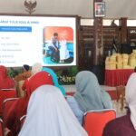 Kapolres Semarang AKBP Ratna Quratul Ainy menyoroti tingginya kerentanan perempuan terhadap tindak kriminal saat peringatan Hari Kartini di Pendapa Rumah Dinas Bupati Semarang, Selasa (21/4/2026). Ia mendorong korban berani melapor karena kepolisian menyediakan pendampingan hukum dan psikologis, sekaligus menekankan peran perempuan dalam keluarga dan menjaga kamtibmas.