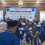 Pelaku industri dan pekerja rokok di Jawa Tengah menyoroti kebijakan baru terkait pembatasan tar, nikotin, dan klasifikasi industri yang dinilai berpotensi memicu rokok ilegal, disampaikan di Ungaran, Jumat (24/4/2026). Mereka menilai regulasi ini membebani industri legal dan dapat berdampak pada penurunan produksi serta ancaman PHK.