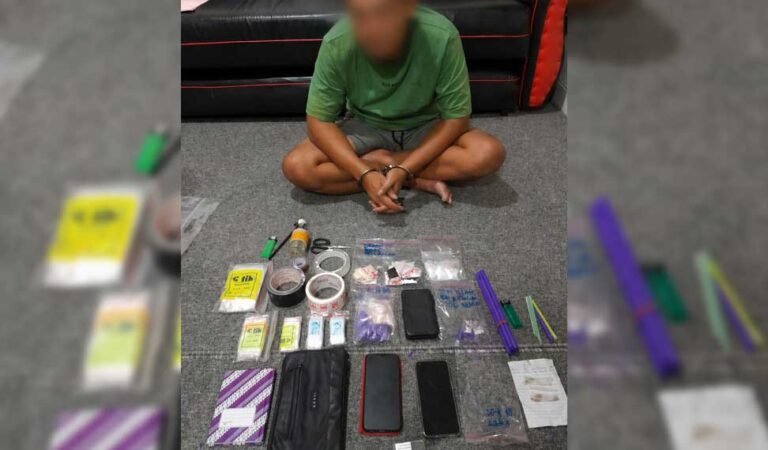 Polda Jawa Tengah mengungkap peredaran 49 paket sabu seberat 65,75 gram di Kabupaten Semarang dan Kota Salatiga, Rabu (22/4/2026), hasil penyelidikan bersama Polres Salatiga. Tiga tersangka residivis ditangkap melalui pengembangan informasi masyarakat, dengan modus sistem ranjau dan penyimpanan di beberapa lokasi serta kamar kos.