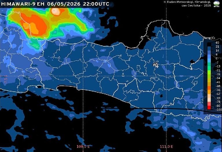 Badan Meteorologi, Klimatologi, dan Geofisika (BMKG) memprakirakan cuaca Semarang dan sebagian wilayah Jawa Tengah pada Kamis, 7 Mei 2026, didominasi kondisi cerah berawan hingga berawan. Hujan ringan hingga lebat berpotensi terjadi di kawasan pegunungan akibat peningkatan aktivitas atmosfer yang dapat memicu petir dan angin kencang.