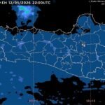 Badan Meteorologi, Klimatologi, dan Geofisika (BMKG) memprakirakan cuaca Semarang dan Jawa Tengah pada Rabu, 13 Mei 2026, didominasi kondisi cerah berawan hingga berawan. Potensi hujan ringan hingga sedang diperkirakan terjadi di wilayah pegunungan bagian barat dan tengah pada sore hingga awal malam hari.
