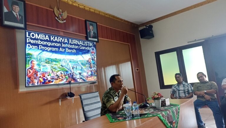 Kodim 0714/Salatiga menggelar lomba karya jurnalistik di Salatiga, Selasa (5/5/2026), untuk mengangkat dampak pembangunan jembatan dan program air bersih di desa, melalui karya video yang dipublikasikan di media sosial guna memperkuat komunikasi publik dan menunjukkan manfaat nyata kebijakan pemerintah.