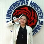Mahasiswa Psikologi UKSW, Gesry Shielda Surenayu, meraih Juara II Indonesian Student Essay Forum (ISEF) 2026 yang digelar ILMPI pada 23 Maret–8 April 2026. Melalui esai tentang seksisme terinternalisasi di media sosial, ia mengajak perempuan membangun kesadaran kolektif untuk saling mendukung, bukan saling menjatuhkan.
