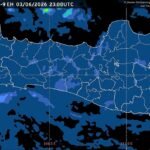 Badan Meteorologi, Klimatologi, dan Geofisika (BMKG) memprakirakan cuaca Semarang dan sebagian wilayah Jawa Tengah pada Kamis, 4 Juni 2026, didominasi kondisi cerah berawan hingga berawan. Suhu udara di Semarang berkisar 25–34 derajat Celsius dengan kelembapan 50–85 persen, sementara hujan sedang hingga lebat disertai petir dan angin kencang berpotensi terjadi di kawasan pegunungan, dataran tinggi, serta Pantura tengah hingga barat Jawa Tengah pada sore hingga malam hari.