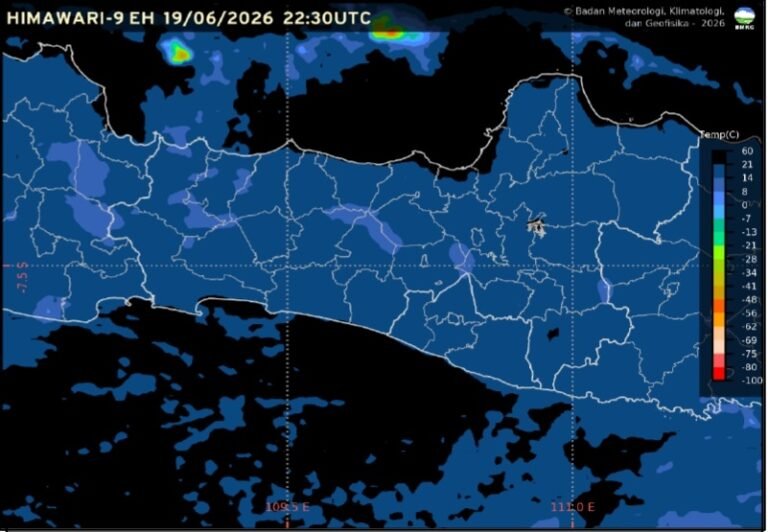 Badan Meteorologi, Klimatologi, dan Geofisika (BMKG) Stasiun Meteorologi Kelas II Ahmad Yani Semarang memprakirakan cuaca di Kota Semarang dan sebagian wilayah Jawa Tengah pada Sabtu, 20 Juni 2026, didominasi kondisi cerah berawan hingga berawan. Hujan ringan berpotensi terjadi pada sore hingga awal malam, terutama di kawasan pegunungan, dataran tinggi, dan wilayah sekitarnya.
