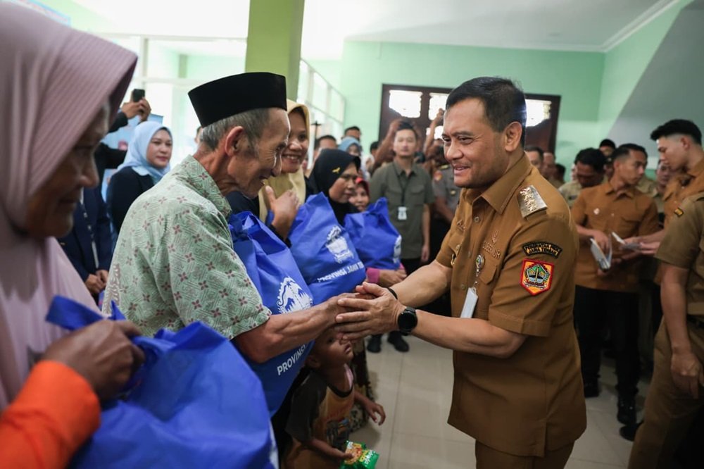 Program Perbaikan Rumah Tidak Layak Huni (RTLH) Pemerintah Provinsi Jawa Tengah membantu Hadi Mulyono, warga Desa Gondangmanis, Kudus, mewujudkan impian memiliki rumah layak setelah 25 tahun. Gubernur Jawa Tengah Ahmad Luthfi meninjau langsung hasil program tersebut, Senin (29/6/2026), seraya menegaskan perbaikan RTLH menjadi strategi pengentasan kemiskinan yang berlanjut dengan target 5.000 unit rumah pada 2026.