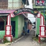 Dinas Sosial Kabupaten Semarang mengungkap sejarah berkembangnya kawasan Tegal Panas dan Gembol yang kini dikenal sebagai lokasi karaoke dan praktik prostitusi terselubung. Kepala Dinsos Istichomah menjelaskan, Jumat (26/6/2026), kedua kawasan bermula dari warung bagi pengguna jalan dan sopir truk, lalu berkembang menjadi usaha hiburan tanpa izin. Dinsos berfokus pada pendampingan penyintas HIV/AIDS, pelatihan keterampilan, serta penanganan dampak sosial, sementara penertiban menjadi kewenangan Satpol PP.