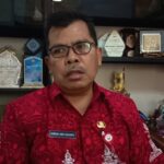 SMP Negeri 2 Ungaran memastikan tidak pernah menjual maupun mengadakan seragam bagi peserta didik baru setelah muncul isu dugaan pungutan seragam. Pada Kamis (25/6/2026), pihak sekolah menyatakan seluruh dana titipan dari sekitar 50 wali murid telah diperintahkan untuk dikembalikan, sementara Pemerintah Kabupaten Semarang menegaskan sekolah wajib mematuhi aturan yang melarang pengadaan dan penjualan seragam di lingkungan pendidikan.