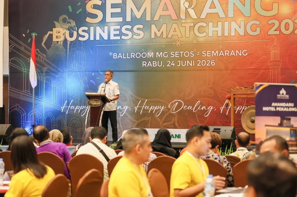 Semarang Business Matching 2026 yang digelar di Hotel MG Setos Semarang pada Rabu (24/6/2026) mempertemukan pelaku industri pariwisata dari berbagai daerah untuk membangun kerja sama bisnis. Pemerintah Provinsi Jawa Tengah mendukung kegiatan ini karena dinilai mampu meningkatkan kunjungan wisatawan, memperkuat jaringan usaha, serta mendorong pertumbuhan ekonomi daerah melalui sektor pariwisata.