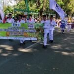 Sebanyak 11.800 peserta dari sekolah, madrasah, pondok pesantren, dan organisasi masyarakat memeriahkan Pawai Taaruf Tahun Baru Islam 1448 Hijriah di Kota Salatiga, Selasa (16/6/2026). Kegiatan yang disambut Wali Kota Salatiga Robby Hernawan ini digelar untuk memperkuat syiar Islam, kebersamaan, dan toleransi melalui pawai dengan beragam atribut, kendaraan hias, serta penampilan seni Islami yang menyedot antusiasme warga.