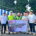 PT Jasa Raharja Kantor Wilayah Jawa Tengah bersama Satlantas Polres Salatiga dan PMI menggelar Pelatihan Pertolongan Pertama Gawat Darurat (PPGD) di Satlantas Polres Salatiga pada Jumat (26/6/2026). Pelatihan yang diikuti pengemudi ojek online, pedagang, dan masyarakat ini bertujuan meningkatkan kemampuan memberikan pertolongan pertama kepada korban kecelakaan lalu lintas sebelum tenaga medis tiba, sekaligus memperkuat budaya keselamatan dan pemahaman tentang perlindungan dasar melalui SWDKLLJ.
