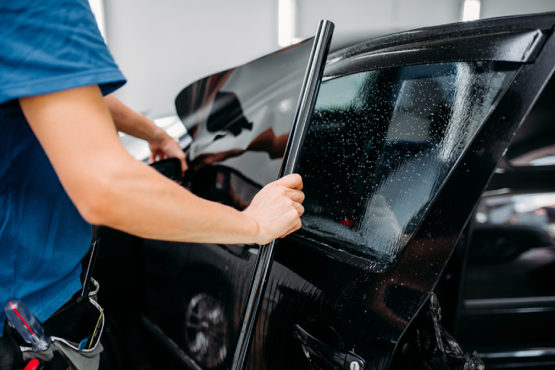 Tips Memilih Kaca Film Mobil yang Aman dan Nyaman