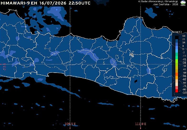 Badan Meteorologi, Klimatologi, dan Geofisika (BMKG) memprakirakan cuaca Semarang dan Jawa Tengah pada Jumat, 17 Juli 2026, didominasi kondisi cerah hingga cerah berawan. Hasil pengamatan pukul 06.00 WIB menunjukkan suhu udara di Semarang mencapai 24,5 derajat Celsius dengan kelembapan 87 persen, sementara hujan ringan berpotensi terjadi di sebagian wilayah pegunungan dan dataran tinggi serta masih terdapat potensi kemudahan kebakaran hutan dan lahan