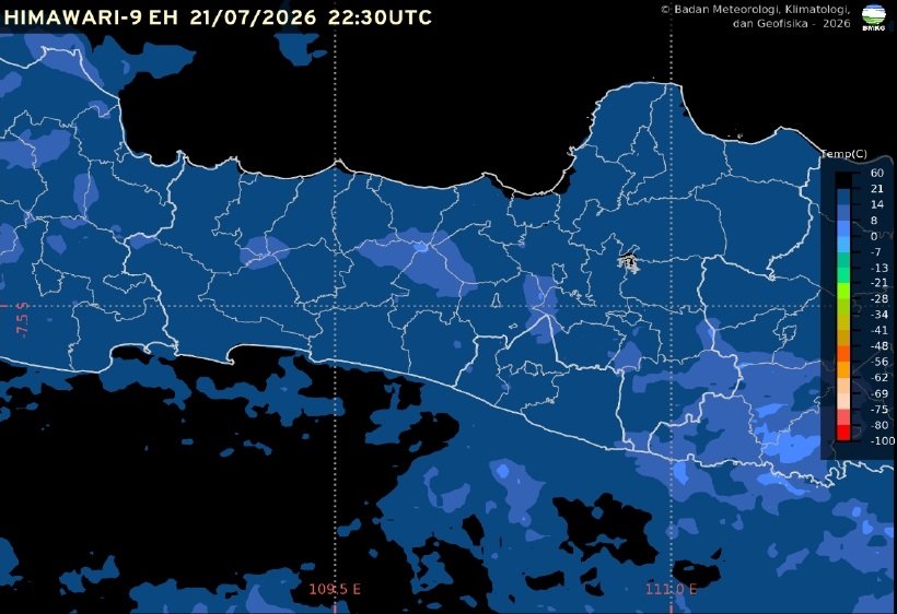 Badan Meteorologi, Klimatologi, dan Geofisika (BMKG) memprakirakan cuaca Semarang dan Jawa Tengah pada Rabu, 22 Juli 2026, didominasi kondisi cerah hingga cerah berawan. Hasil pengamatan pukul 05.30 WIB menunjukkan suhu udara di Semarang mencapai 23,7 derajat Celsius dengan kelembapan 88 persen, sementara hujan ringan berpotensi terjadi secara tidak merata di wilayah pegunungan dan dataran tinggi Jawa Tengah pada sore hingga awal malam.