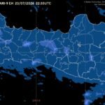 Badan Meteorologi, Klimatologi, dan Geofisika (BMKG) memprakirakan cuaca Semarang dan Jawa Tengah pada Jumat, 24 Juli 2026, didominasi kondisi cerah hingga cerah berawan. Hasil pengamatan pukul 05.30 WIB menunjukkan suhu udara di Semarang mencapai 23,7 derajat Celsius dengan kelembapan 73 persen, sementara cuaca kering berpotensi meningkatkan risiko kebakaran hutan dan lahan di sejumlah wilayah Jawa Tengah.