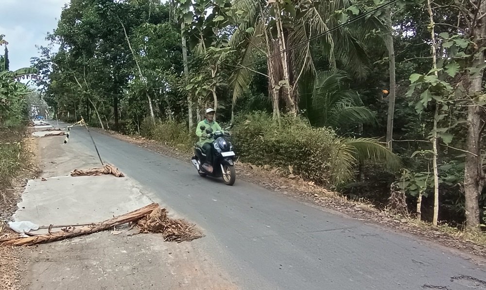 PT Mitra Anugerah Bumi Agung (MABA) menyatakan telah memenuhi tuntutan warga terkait aktivitas tambang galian C di Dusun Banyuurip, Desa Delik, Kecamatan Tuntang, Kabupaten Semarang, dengan memperbaiki 18 titik jalan, mengatur operasional kendaraan, dan melakukan penyiraman jalan. Perbaikan yang dimulai sejak 8 Juli 2026 itu dilakukan lebih cepat dari target sebagai tindak lanjut hasil audiensi bersama warga dan pemerintah.