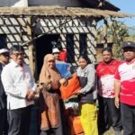 Anggota DPR RI Muh Haris bersama Anggota DPRD Jawa Tengah Ida Nurul Farida dan Anggota DPRD Kabupaten Semarang M. Jauhari Mahmud menyerahkan bantuan sembako serta uang tunai kepada korban kebakaran rumah di Desa Karangduren, Kecamatan Tengaran, Kabupaten Semarang. Bantuan diberikan sebagai bentuk kepedulian sekaligus dukungan agar keluarga korban segera pulih dan kembali beraktivitas.