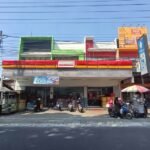 Pemerintah Kabupaten Semarang melalui BKUD akan mengoptimalkan pajak parkir toko modern dan ritel setelah pembayaran pengelola dinilai belum sesuai perhitungan volume kendaraan. Kepala BKUD Rudibdo menyampaikan strategi tersebut di Ungaran, Kamis (2/7/2026), melalui sosialisasi kepada pengelola agar fasilitas parkir gratis tetap memenuhi kewajiban pajak sesuai regulasi dan meningkatkan pendapatan asli daerah.