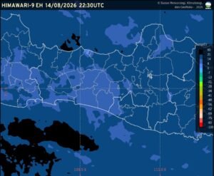 Badan Meteorologi, Klimatologi, dan Geofisika (BMKG) memprakirakan cuaca Semarang dan Jawa Tengah pada Sabtu, 15 Agustus 2026, didominasi kondisi cerah hingga cerah berawan. Hasil pengamatan pukul 05.30 WIB mencatat suhu udara Semarang 25 derajat Celsius dengan kelembapan 83 persen, sementara hujan ringan berpotensi turun tidak merata di sekitar pegunungan dan dataran tinggi.