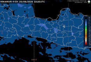 BMKG Stasiun Meteorologi Jenderal Ahmad Yani memprakirakan cuaca Semarang dan Jawa Tengah pada Jumat, 21 Agustus 2026, didominasi cerah hingga berawan. Hasil observasi di Semarang pukul 05.20 WIB mencatat suhu 26,1°C dan kelembapan 76%, dengan angin tenggara 12 km/jam. Hujan ringan lokal berpotensi terjadi di Pegunungan Tengah dan sekitarnya.