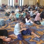 Sebanyak 250 siswa sekolah dasar dari Solo Raya, Sleman, dan Bantul mengikuti psikotes gratis pemetaan bakat dan minat di Aula Lantai 2 Masjid Raya Sheikh Zayed Solo, Minggu (2/8/2026). Kegiatan kolaborasi Beehive Tumbuh Ngremboko Salatiga, Masyarakat Vokasi (Mavi), dan Takmir Masjid Raya Sheikh Zayed Solo ini bertujuan membantu orang tua mengenali potensi, karakter, dan minat anak sebagai dasar pendampingan serta pengembangan pendidikan yang lebih tepat.