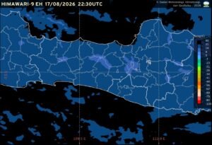 Badan Meteorologi, Klimatologi, dan Geofisika (BMKG) memprakirakan cuaca Semarang dan Jawa Tengah pada Selasa, 18 Agustus 2026, didominasi cerah berawan hingga berawan. Pengamatan pukul 05.30 WIB mencatat suhu udara Semarang 26,9 derajat Celsius dengan kelembapan 76 persen, sementara hujan ringan berpotensi terjadi di kawasan pegunungan, dataran tinggi, dan sekitarnya.
