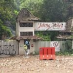 Proyek wisata Jateng Valley di Kelurahan Susukan, Kecamatan Ungaran Timur, Kabupaten Semarang, hingga kini belum kembali dilanjutkan setelah terhenti sejak pandemi COVID-19. Kondisi tersebut disampaikan warga dan pemerintah kelurahan, Senin (3/8/2026), yang berharap pembangunan segera diteruskan agar kawasan kembali hidup, membuka lapangan kerja, dan menggerakkan perekonomian masyarakat sekitar.