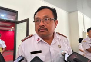 Rencana pengembangan panas bumi Gunung Ungaran untuk PLTP masih dalam tahap kajian dan belum memasuki pelaksanaan, kata Pemkab Semarang, Kamis (20/8/2026). Pemerintah masih menunggu hasil penelitian potensi geothermal, sekaligus memastikan aspek lingkungan, keamanan, aktivitas warga, dan keberadaan Candi Gedongsongo tetap terlindungi.